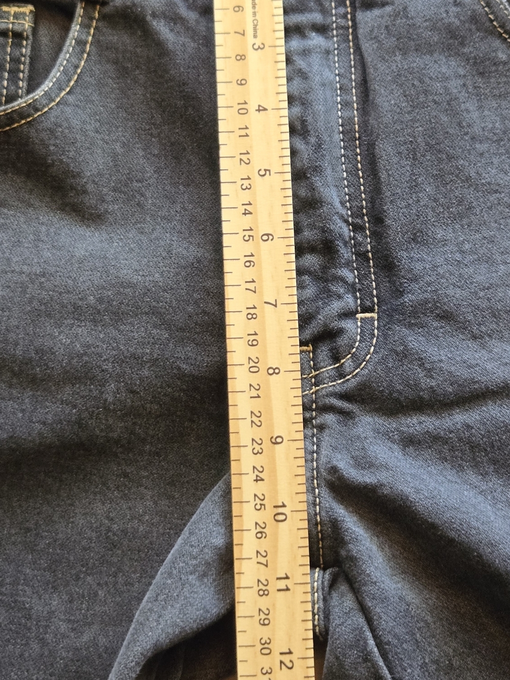 Vintage Jordache High-Rise Gray Straight-Leg Jeans with Embroidered Horsehead - Picture 7 of 10